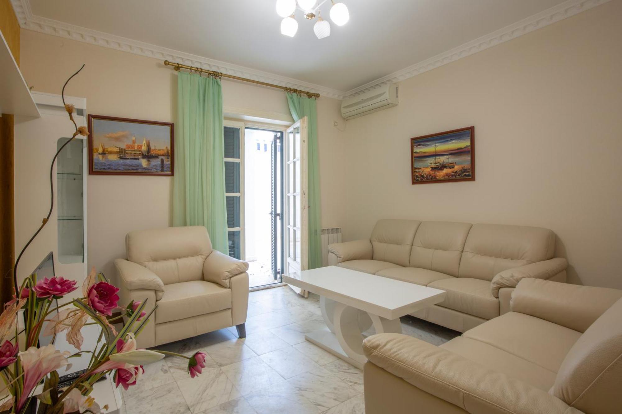 Montesan Luxury Apartment Beach Front Sveti Stefan Exterior photo