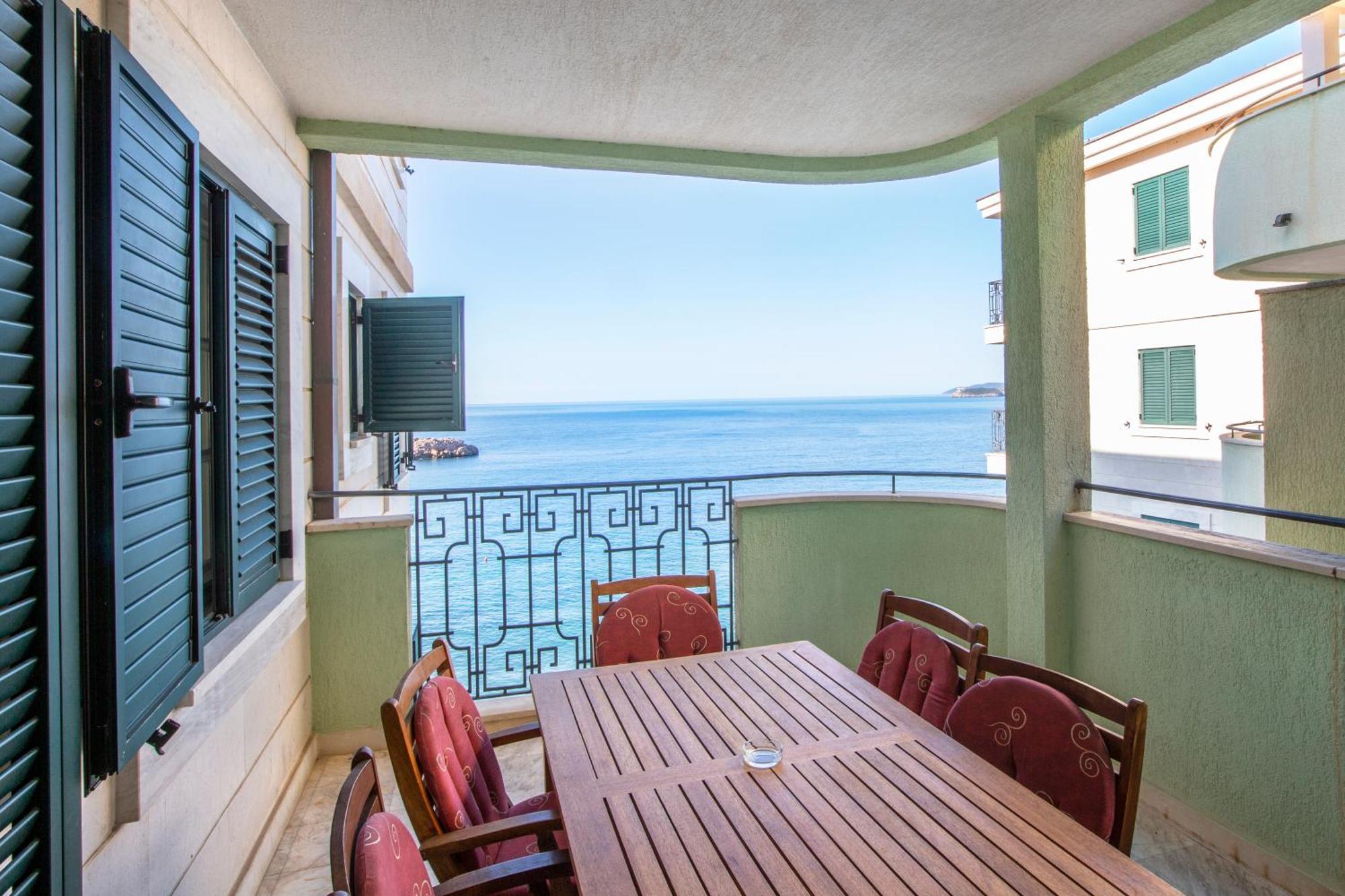 Montesan Luxury Apartment Beach Front Sveti Stefan Exterior photo