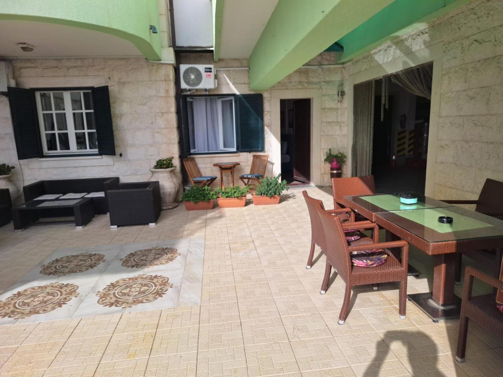 Montesan Luxury Apartment Beach Front Sveti Stefan Exterior photo