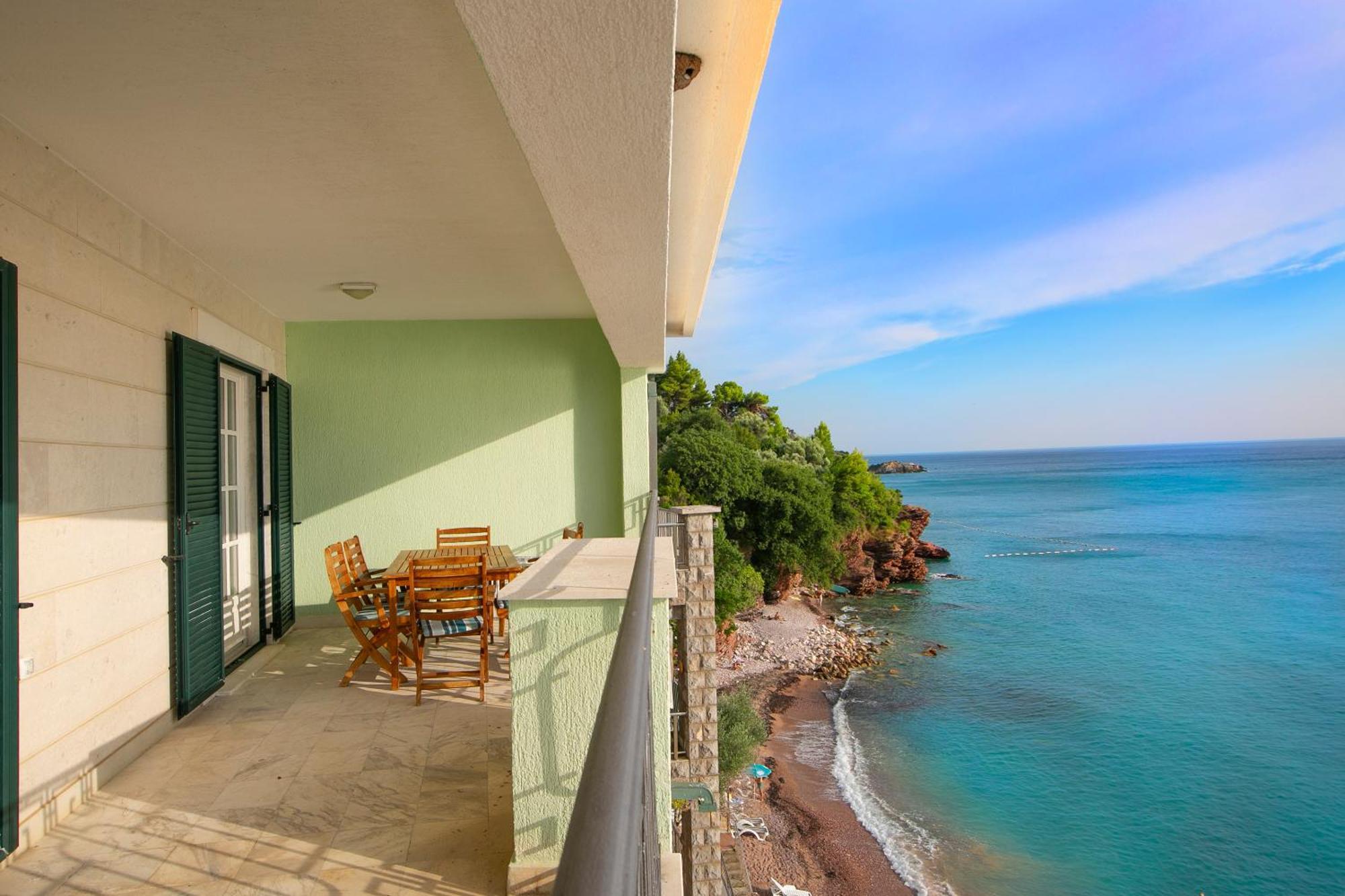 Montesan Luxury Apartment Beach Front Sveti Stefan Exterior photo