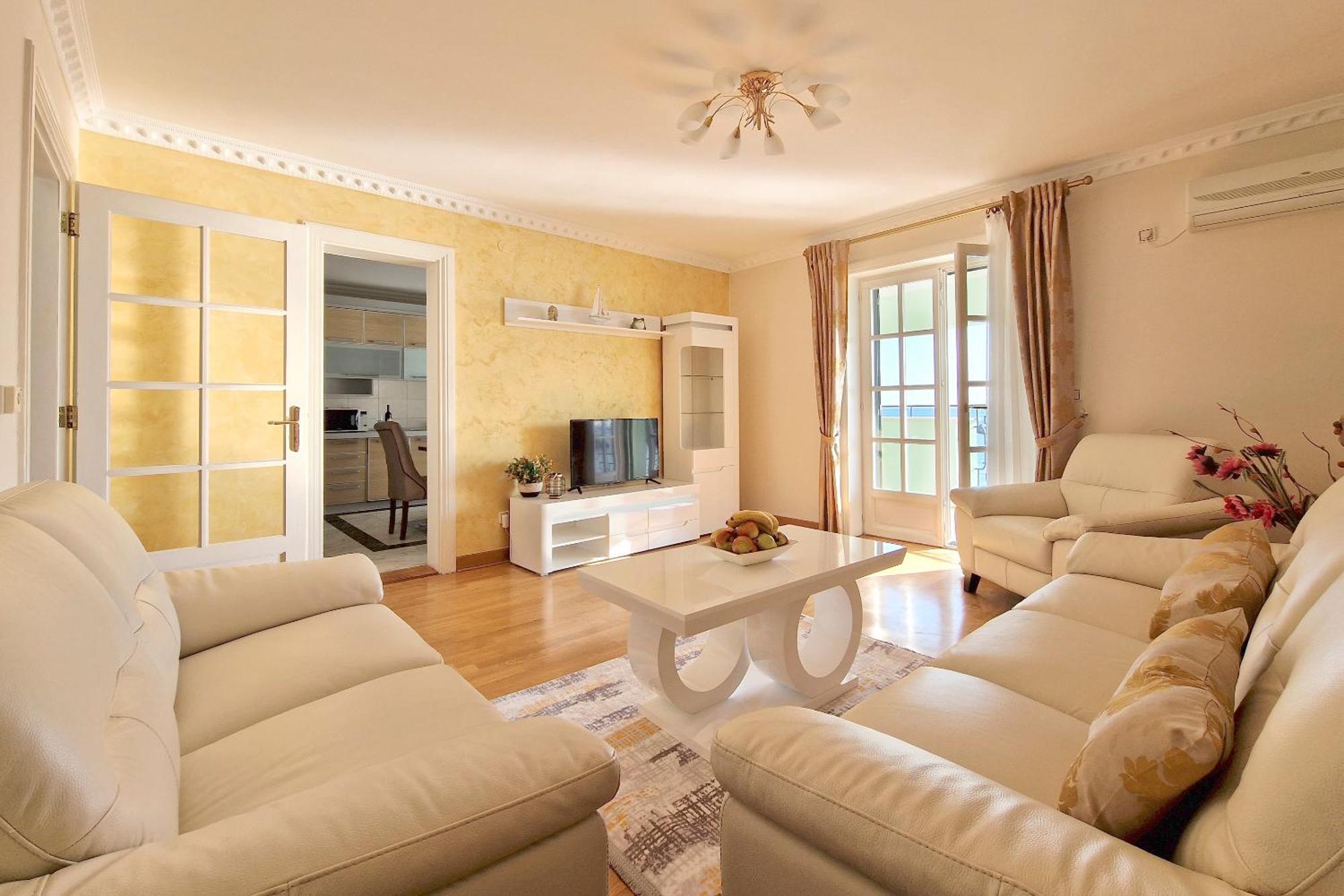 Montesan Luxury Apartment Beach Front Sveti Stefan Exterior photo